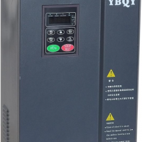通用型變頻器 適用于大多數工業場景（如輸送帶、攪拌機）。 西門子G120、三菱FR-A800